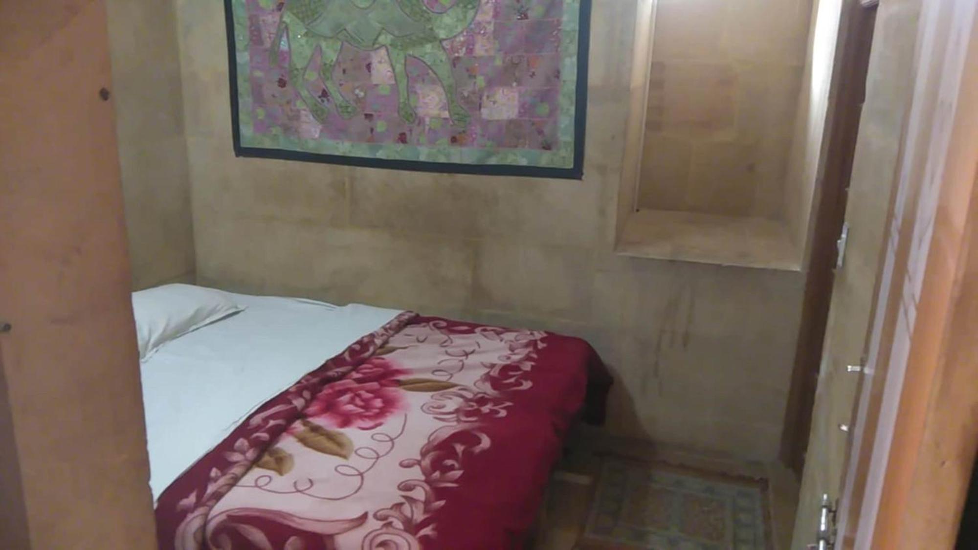Hotel Oasis Haveli Jaisalmer (Adults Only) Rum bild